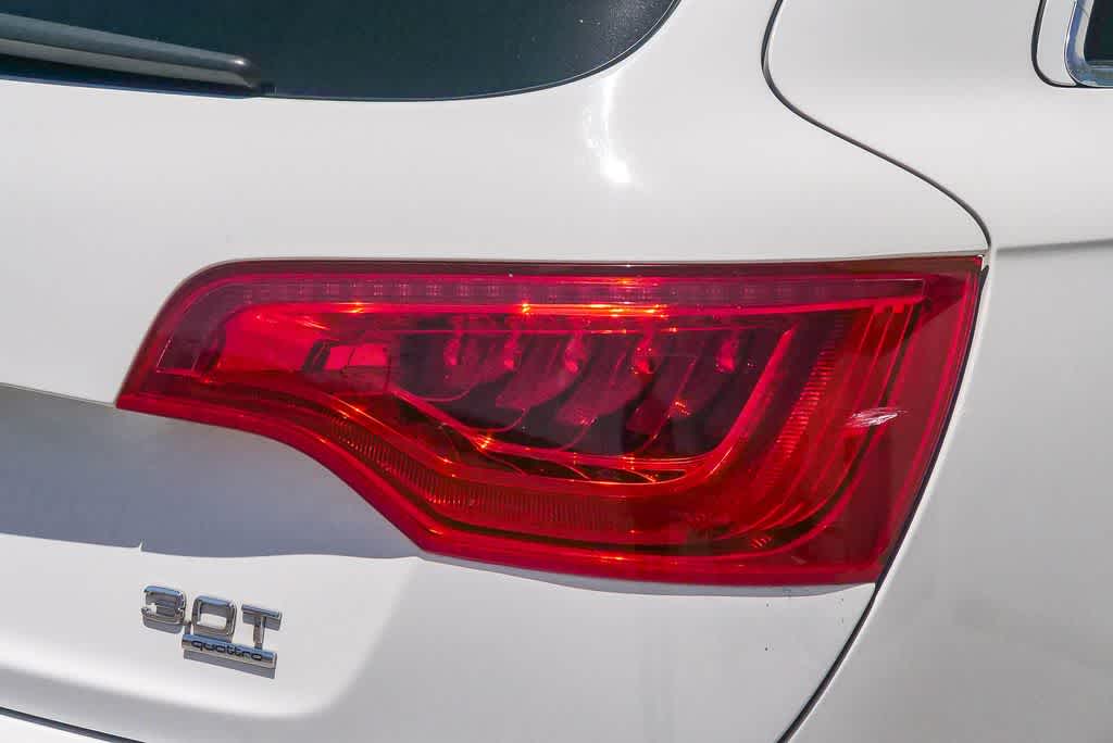 Thumbnail: 2015 Audi Q7 - 10