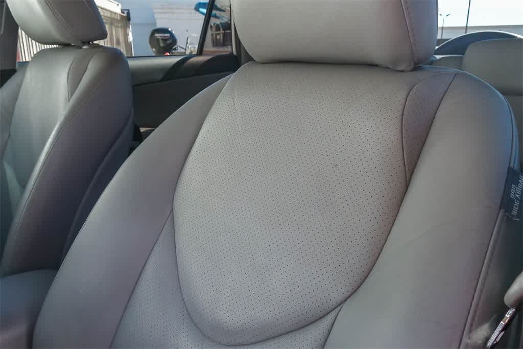 Thumbnail: 2010 Toyota RAV4 - 22