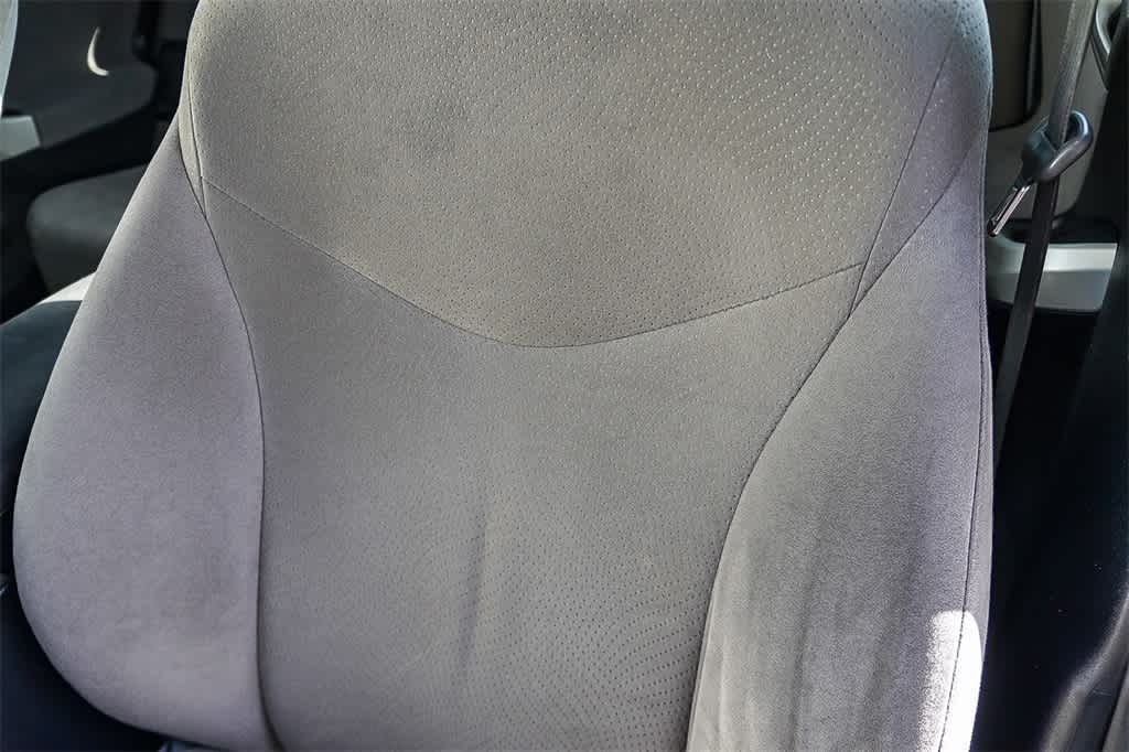 Thumbnail: 2014 Toyota Prius - 26