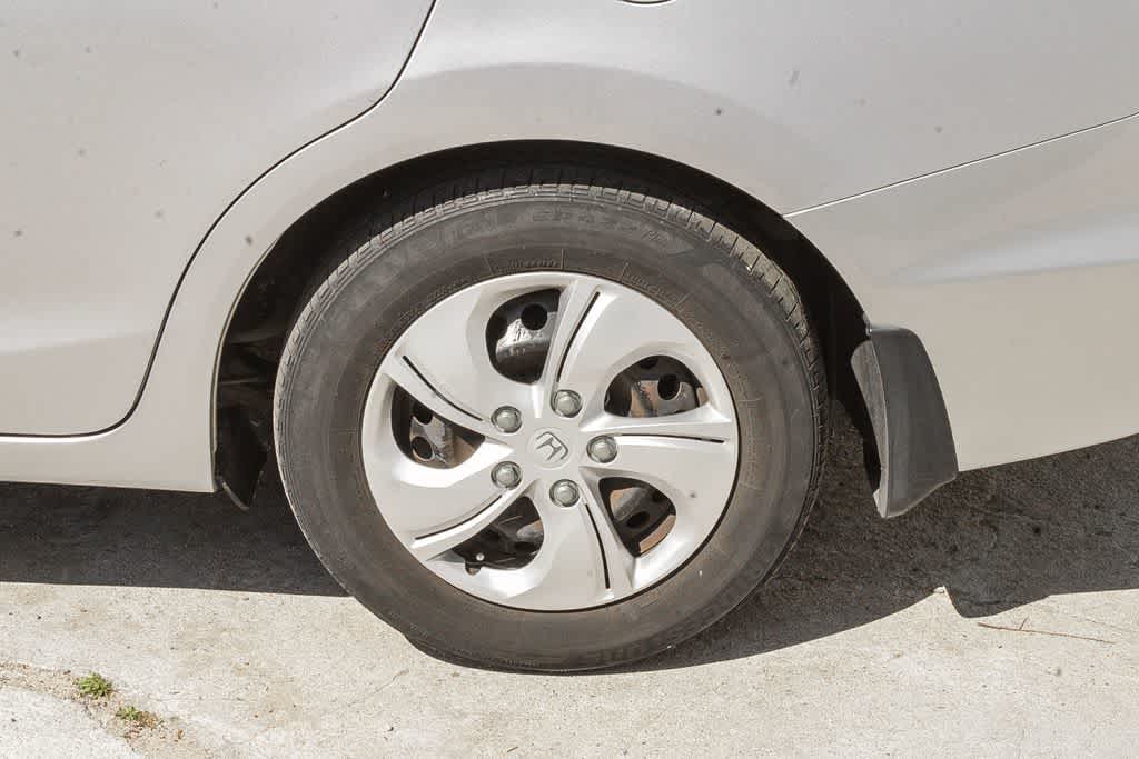 Thumbnail: 2015 Honda Civic - 6