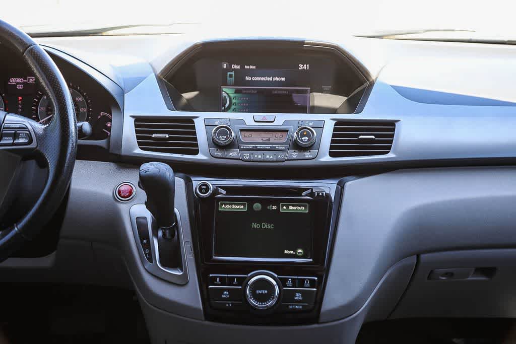 Thumbnail: 2015 Honda Odyssey - 11