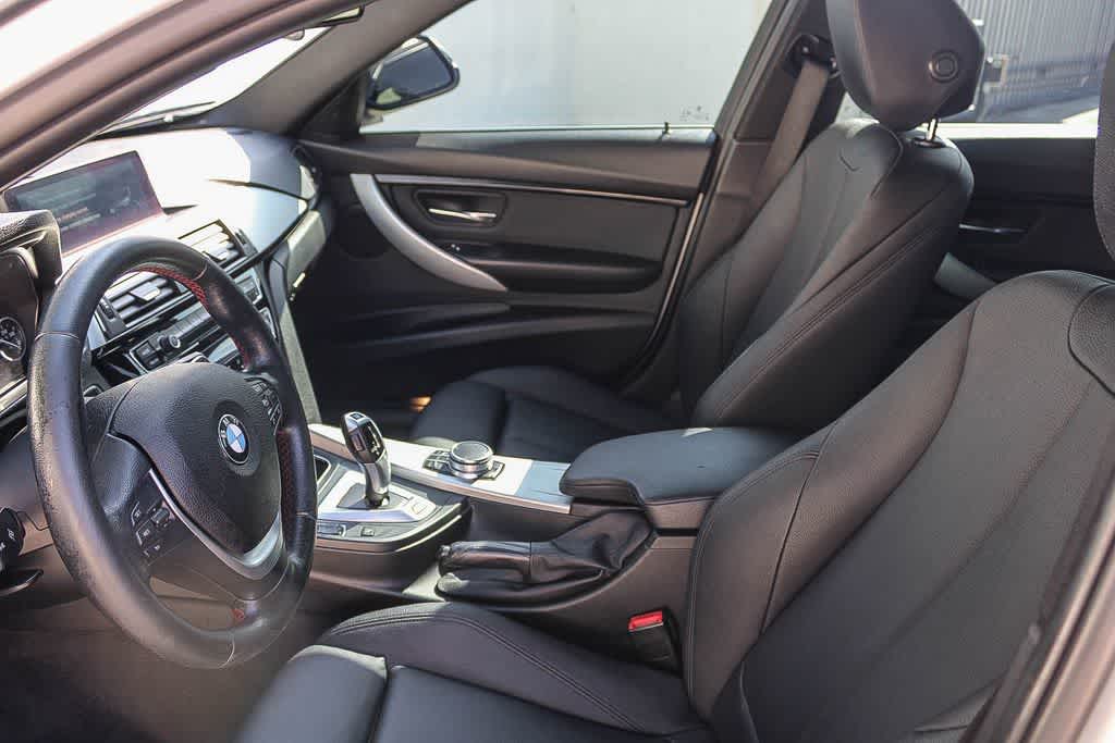 Thumbnail: 2017 BMW 3 Series - 17