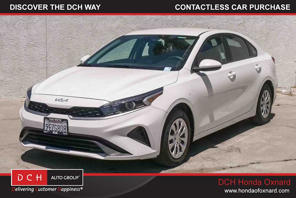 2023 Kia Forte LX AT's photo