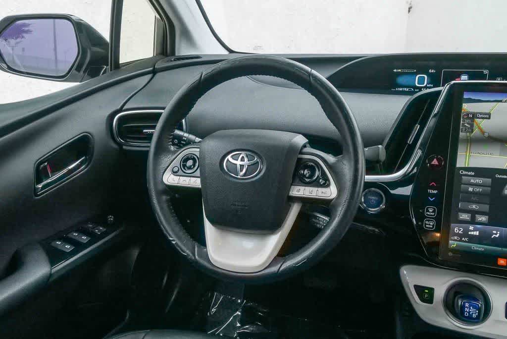 Thumbnail: 2017 Toyota Prius Prime - 13