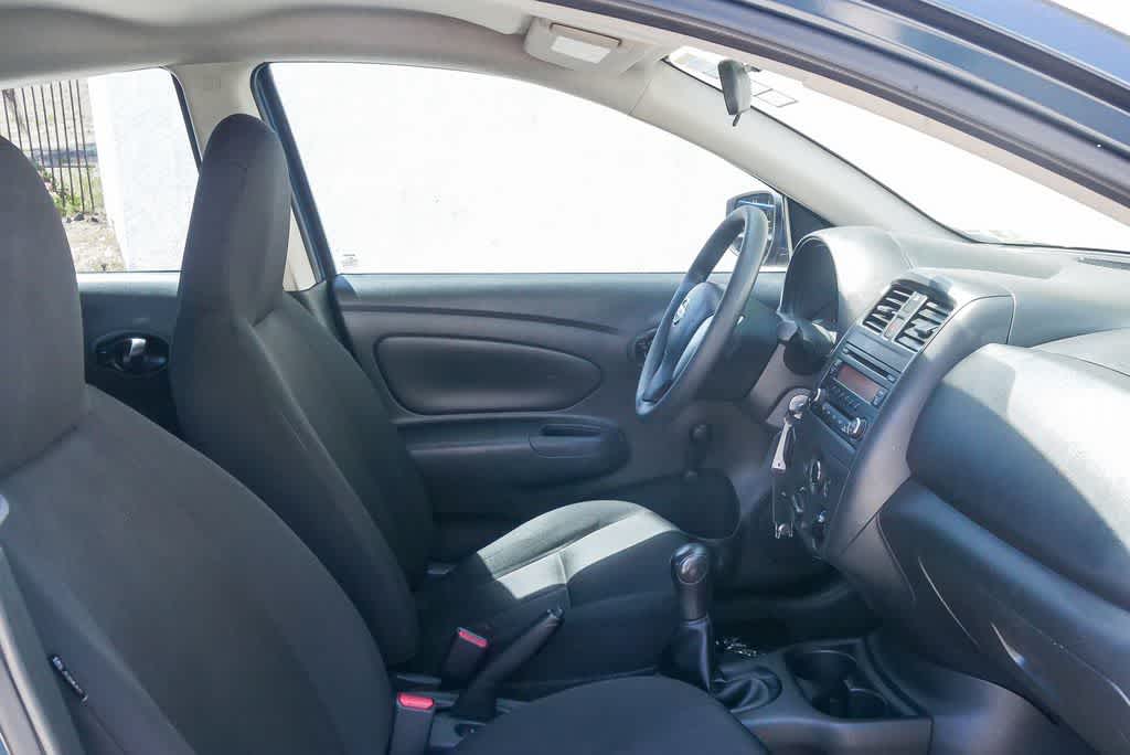 Thumbnail: 2016 Nissan Versa - 15