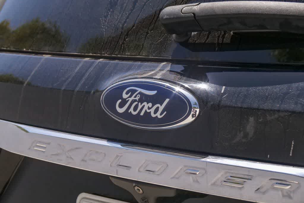 Thumbnail: 2018 Ford Explorer - 11