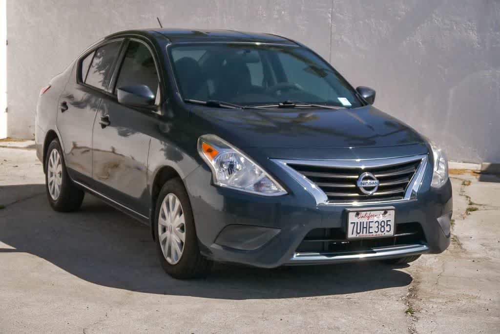 Thumbnail: 2016 Nissan Versa - 3