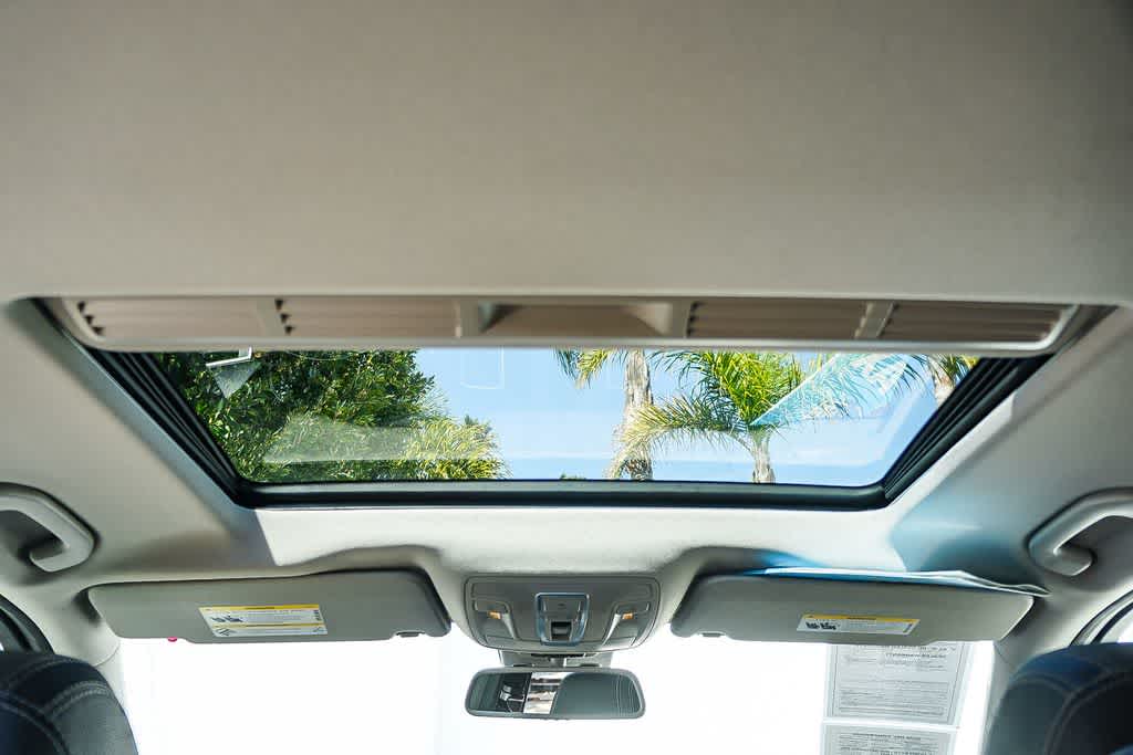 Thumbnail: 2014 Mercedes-Benz GL-Class - 18