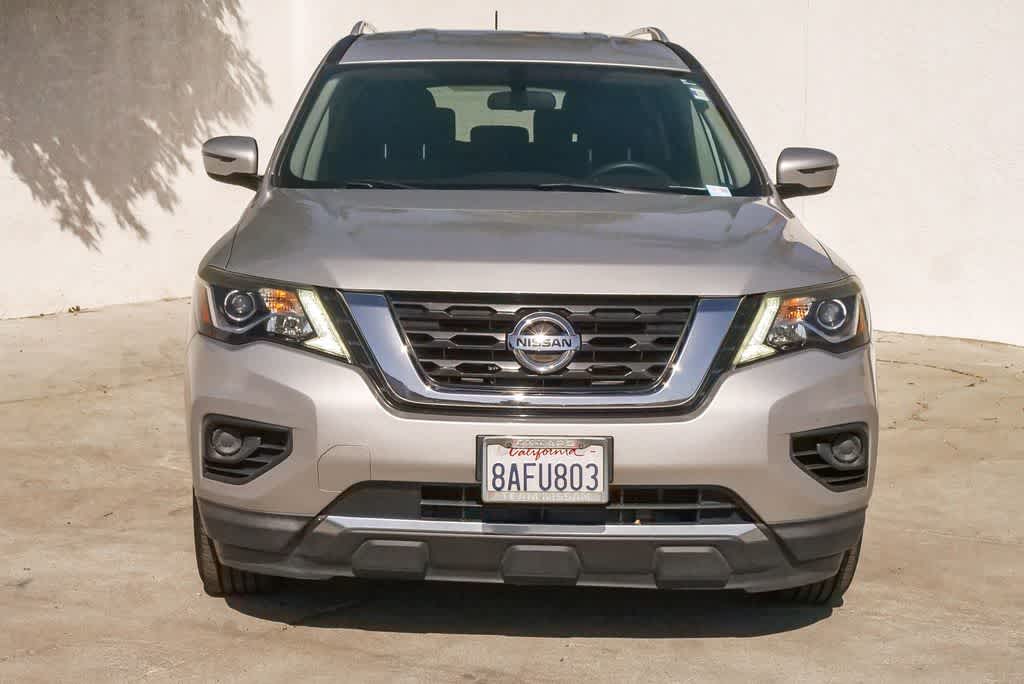 Thumbnail: 2017 Nissan Pathfinder - 2