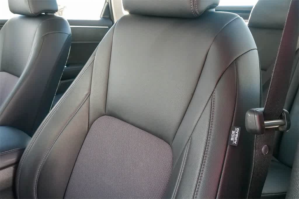 Thumbnail: 2021 Honda Clarity - 21