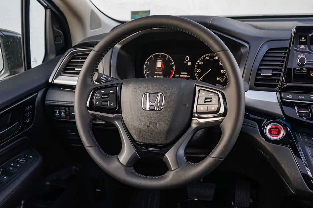 Thumbnail: 2026 Honda Odyssey - 16