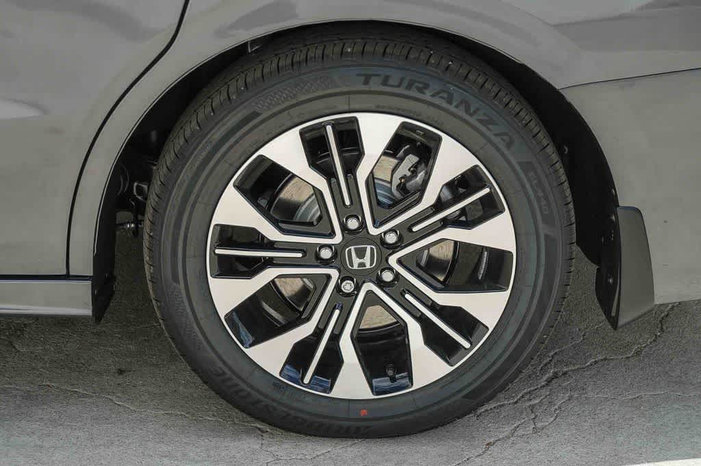 Thumbnail: 2026 Honda Odyssey - 11