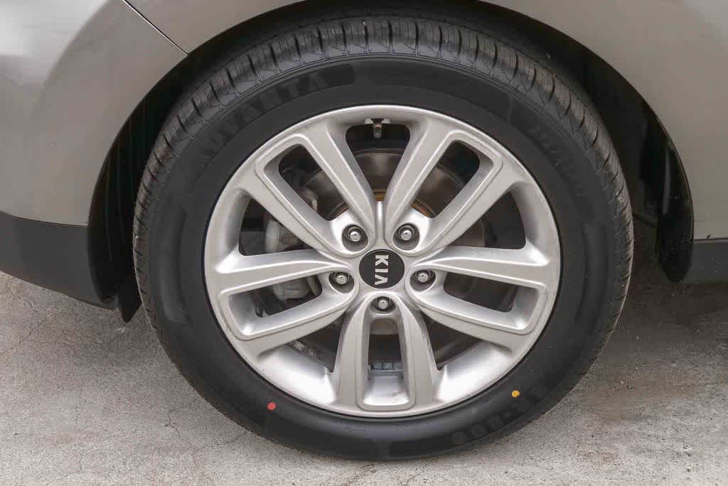 Thumbnail: 2019 Kia Soul - 4