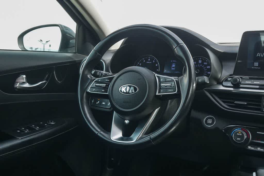 Thumbnail: 2020 Kia Forte - 14