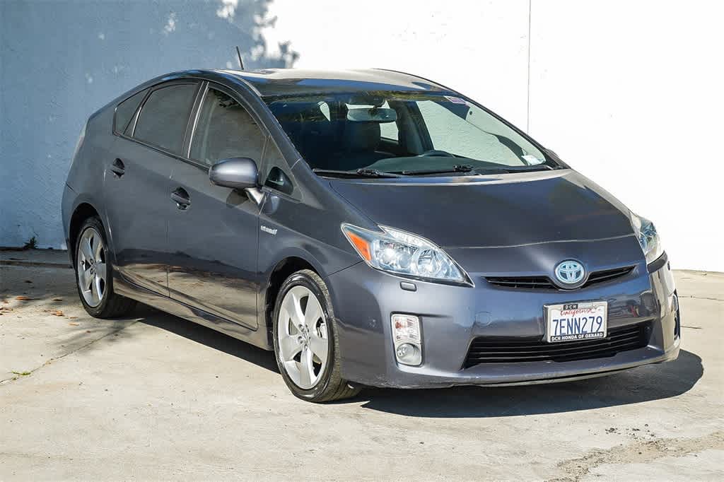 Thumbnail: 2010 Toyota Prius - 3