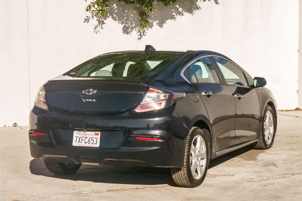 Thumbnail: 2017 Chevrolet Volt - 7