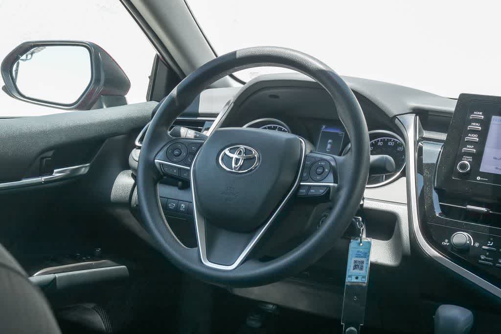 Thumbnail: 2021 Toyota Camry - 14