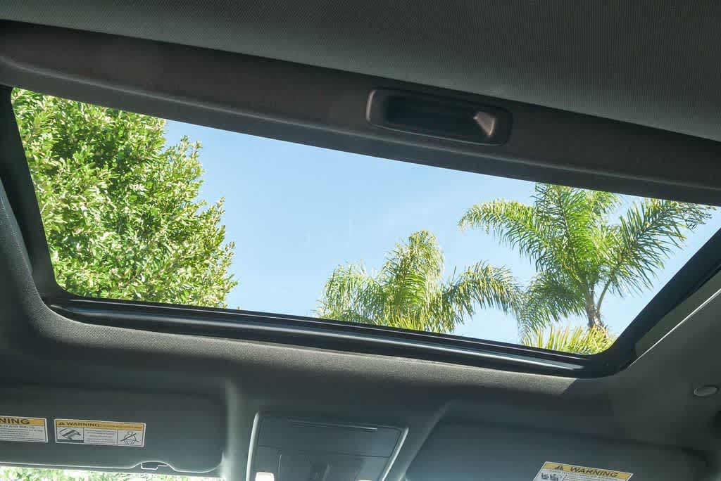 Thumbnail: 2023 Honda CR-V - 15