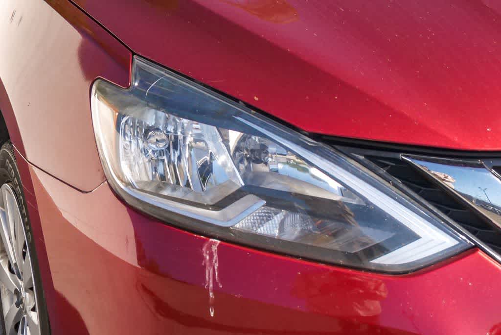 Thumbnail: 2017 Nissan Sentra - 4