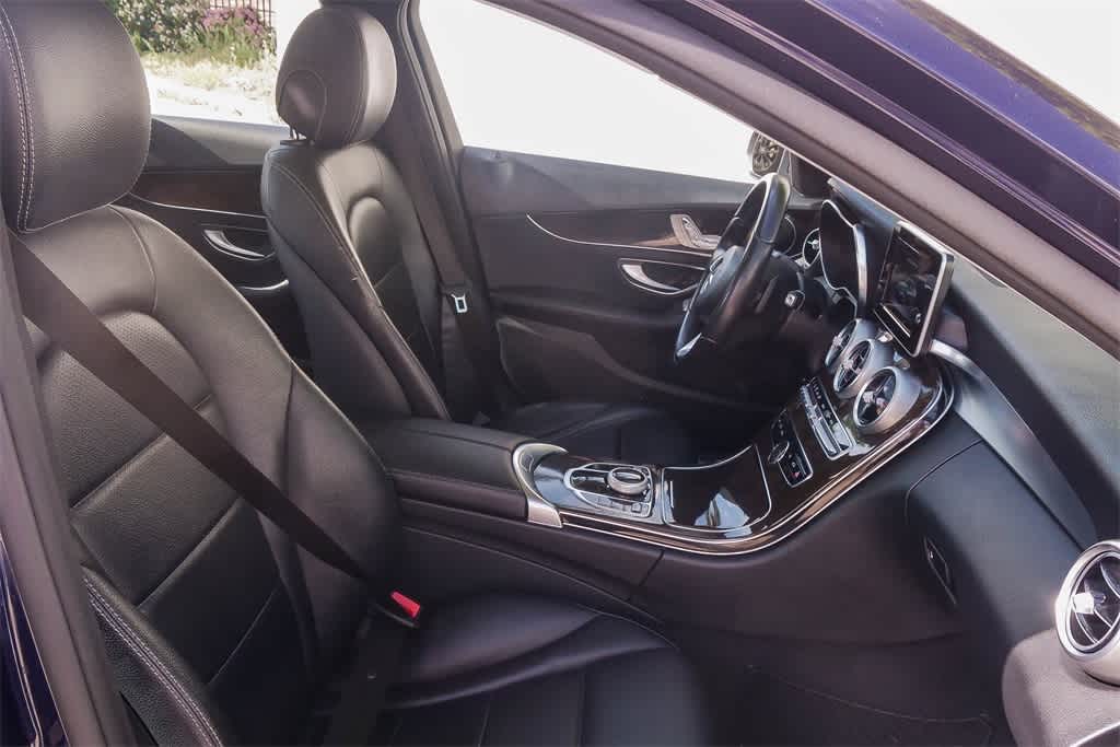 Thumbnail: 2018 Mercedes-Benz C-Class - 16