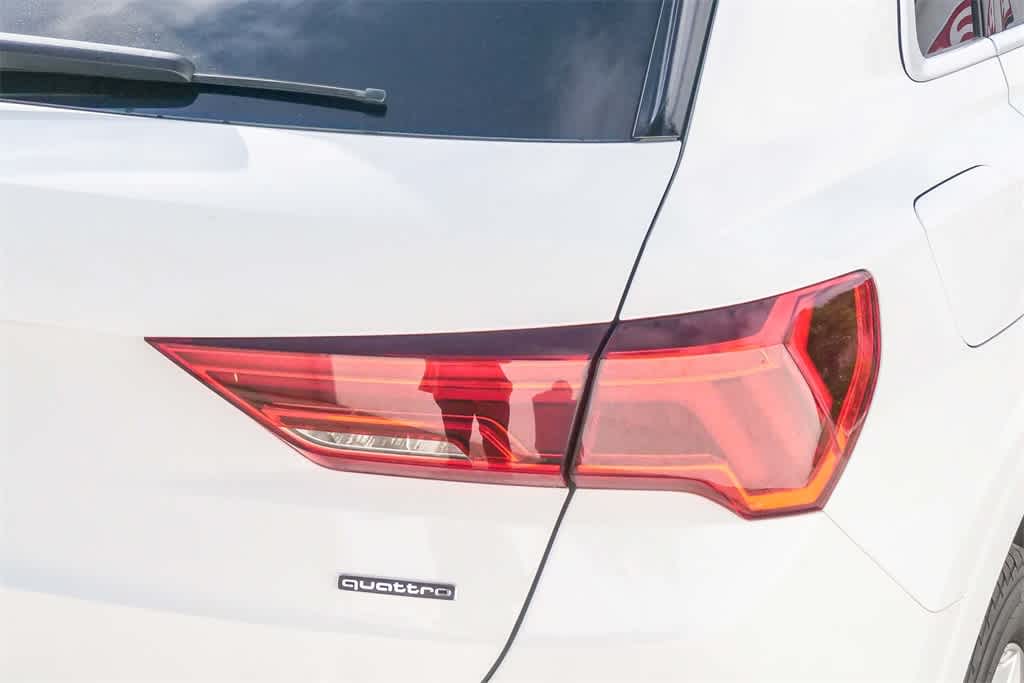 Thumbnail: 2020 Audi Q3 - 10