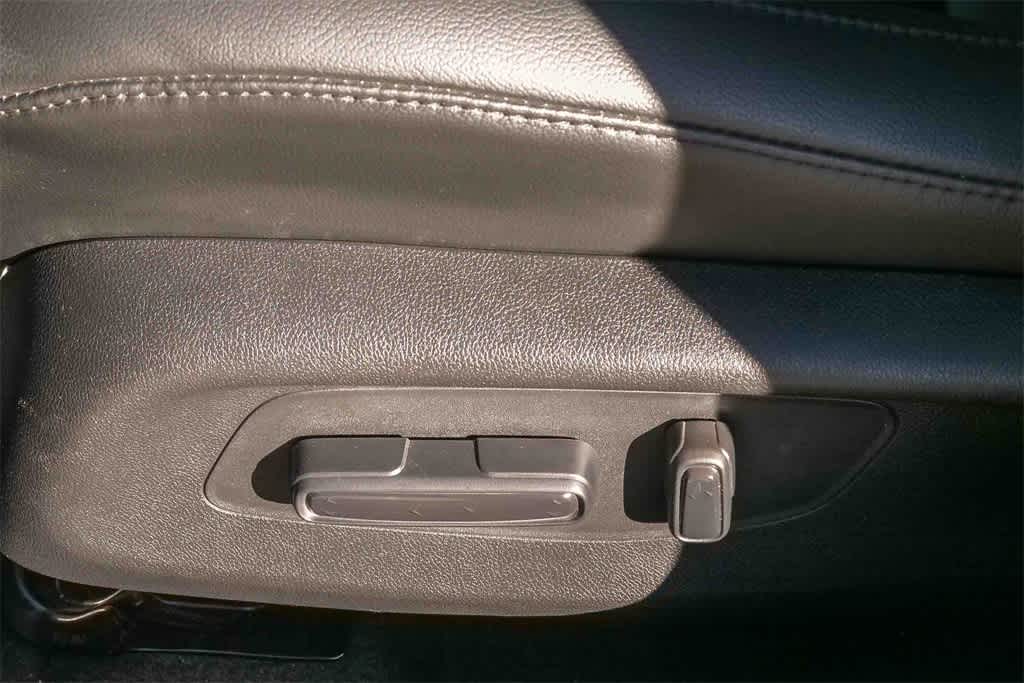 Thumbnail: 2025 Acura Integra - 20