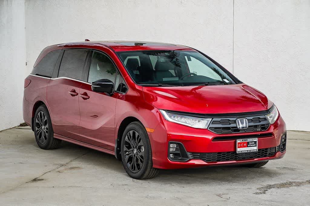 Thumbnail: 2026 Honda Odyssey - 3