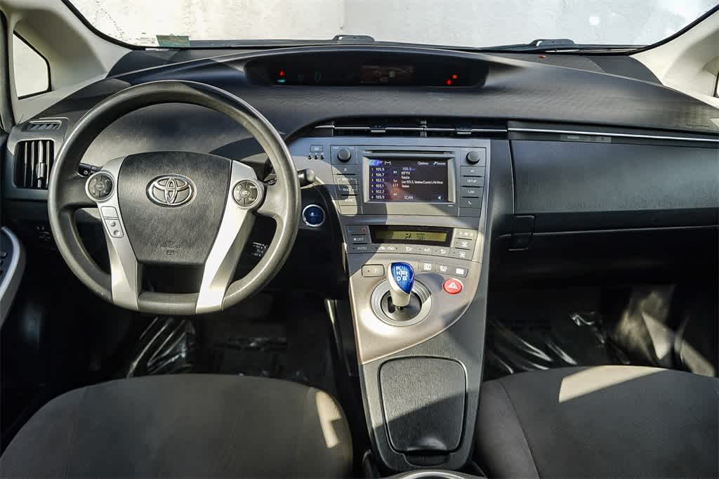 Thumbnail: 2014 Toyota Prius - 12