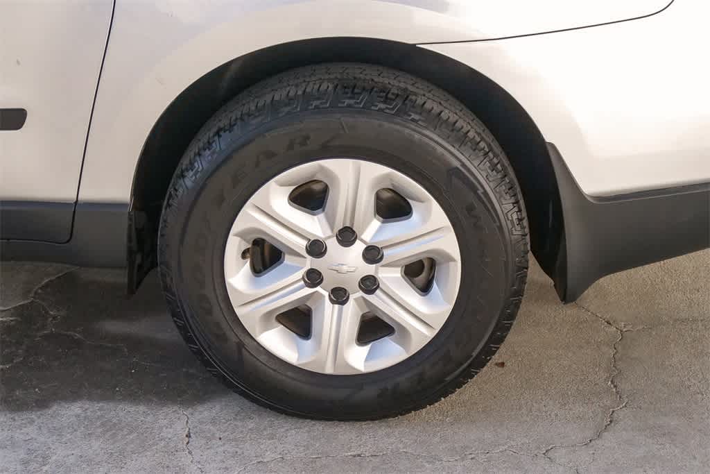 Thumbnail: 2017 Chevrolet Traverse - 6