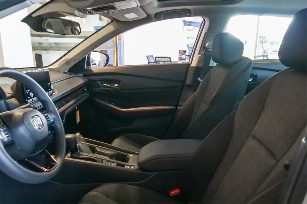 Thumbnail: 2025 Honda Accord - 19