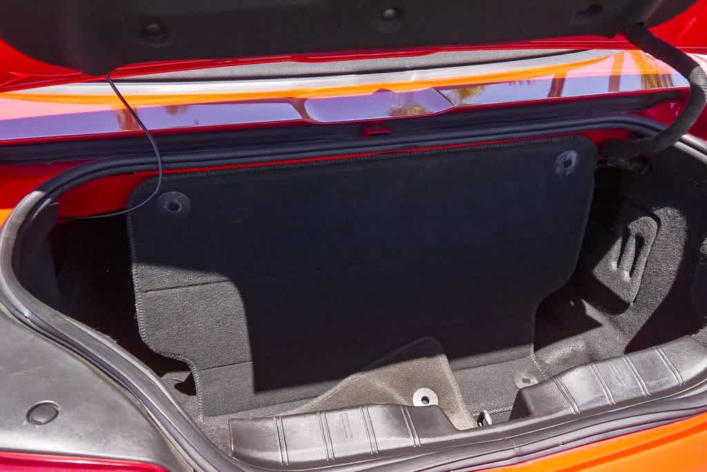 Thumbnail: 2018 Chevrolet Camaro - 23