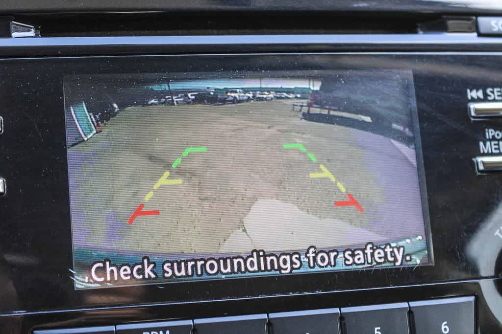 Thumbnail: 2018 Nissan Rogue Sport - 23