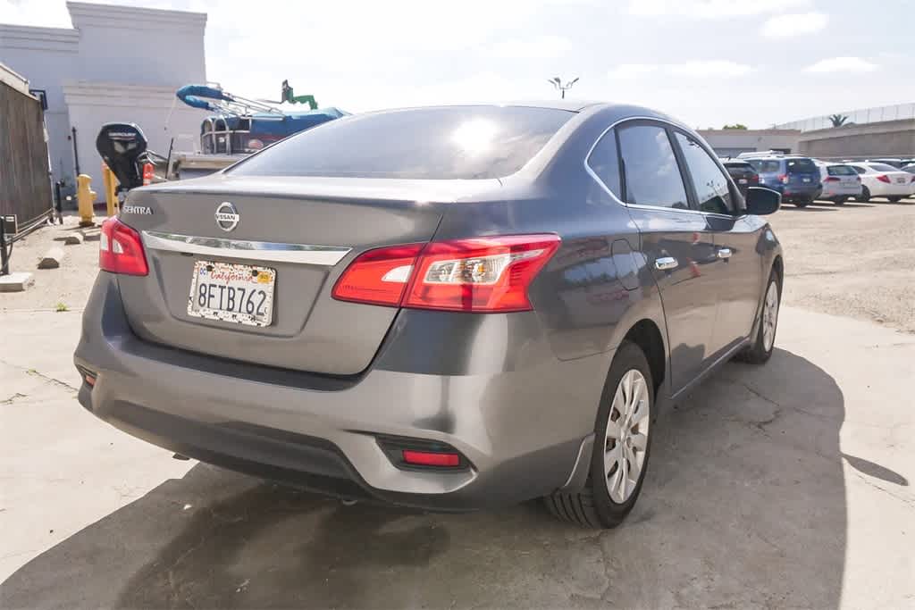 Thumbnail: 2019 Nissan Sentra - 9
