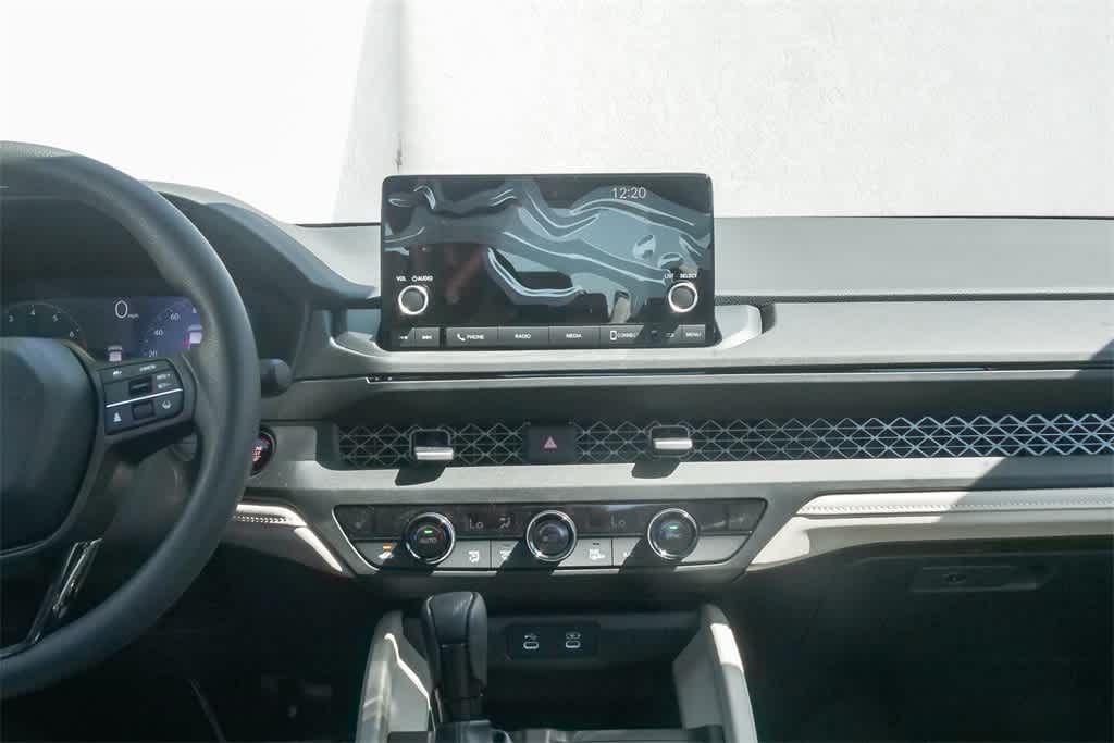 Thumbnail: 2025 Honda Accord - 14