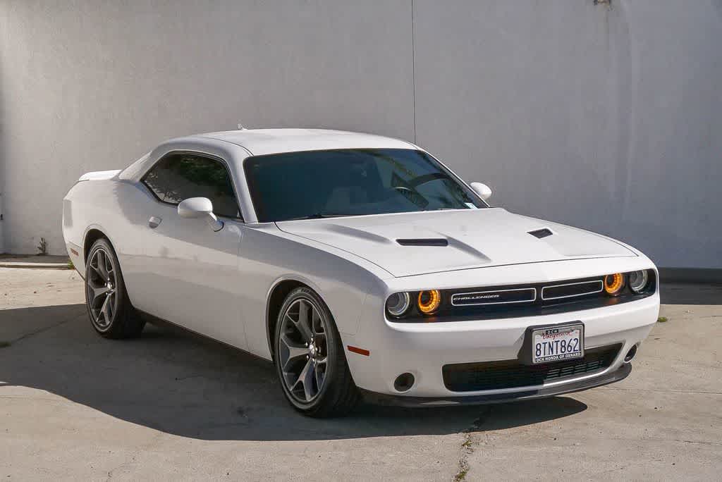 Thumbnail: 2016 Dodge Challenger - 3