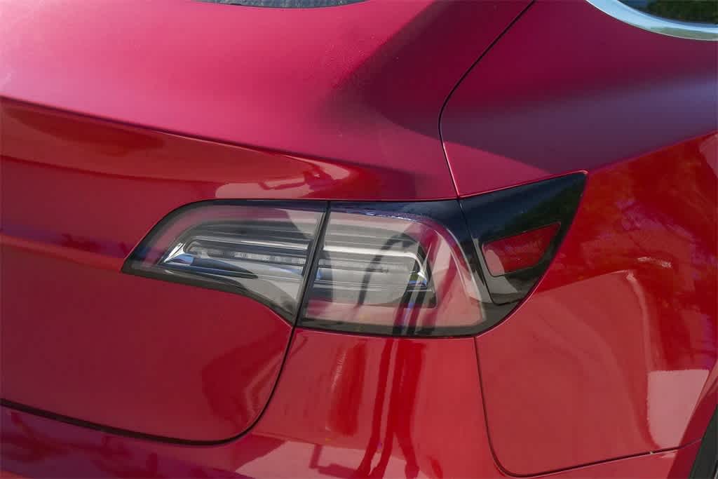 Thumbnail: 2018 Tesla Model 3 - 10