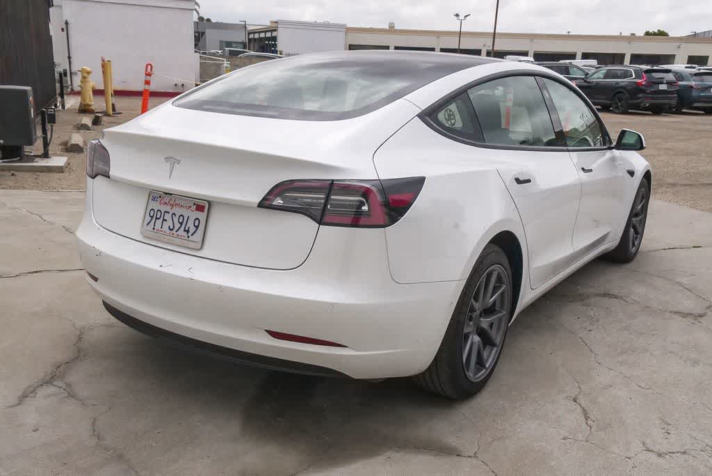 Thumbnail: 2022 Tesla Model 3 - 9