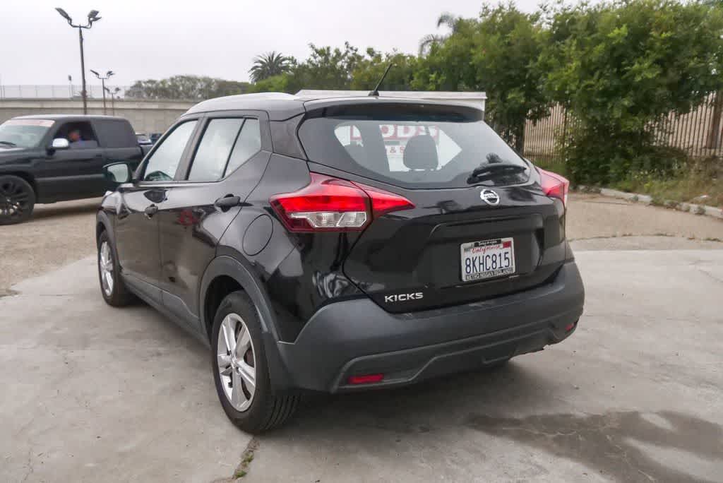 Thumbnail: 2019 Nissan Kicks - 8