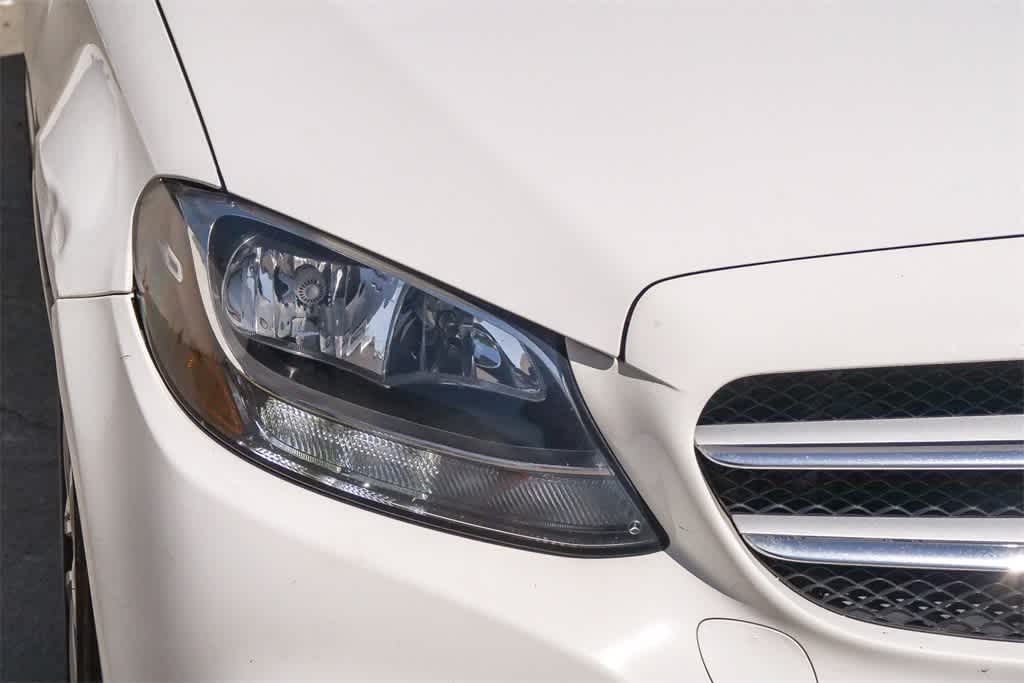 Thumbnail: 2015 Mercedes-Benz C-Class - 4