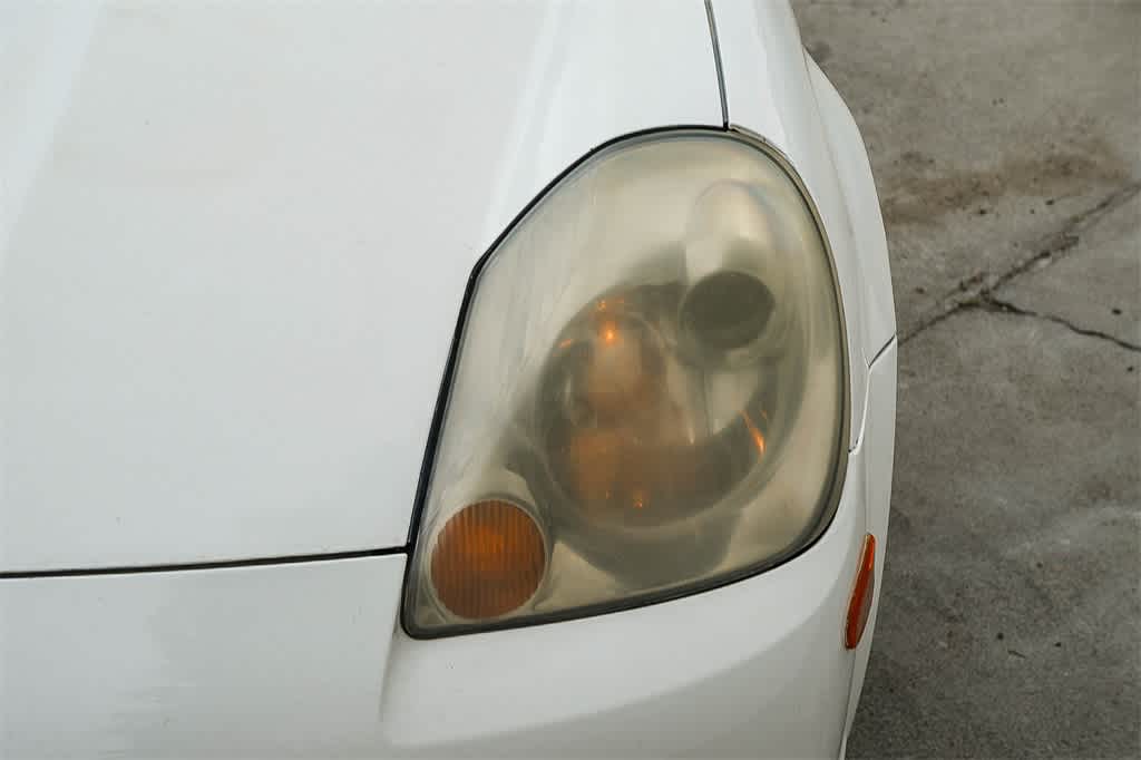 Thumbnail: 2003 Toyota MR2 Spyder - 8