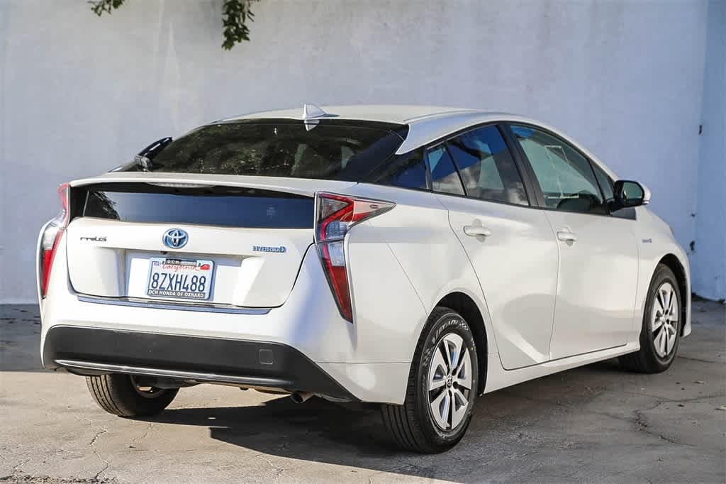 Toyota Prius Four Sedan de 2016 usado