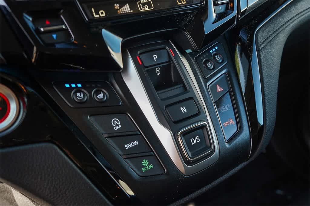 Thumbnail: 2023 Honda Odyssey - 21