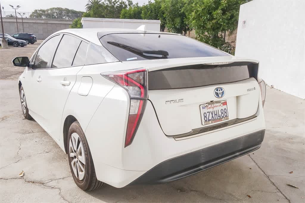 Thumbnail: 2016 Toyota Prius - 7
