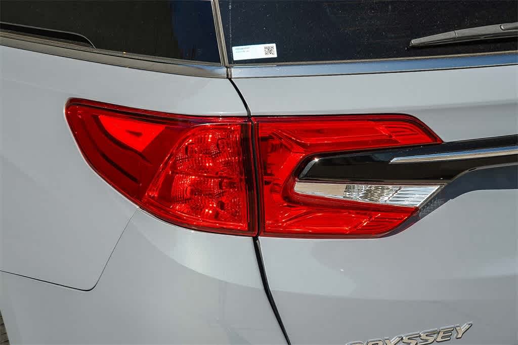 Thumbnail: 2023 Honda Odyssey - 7