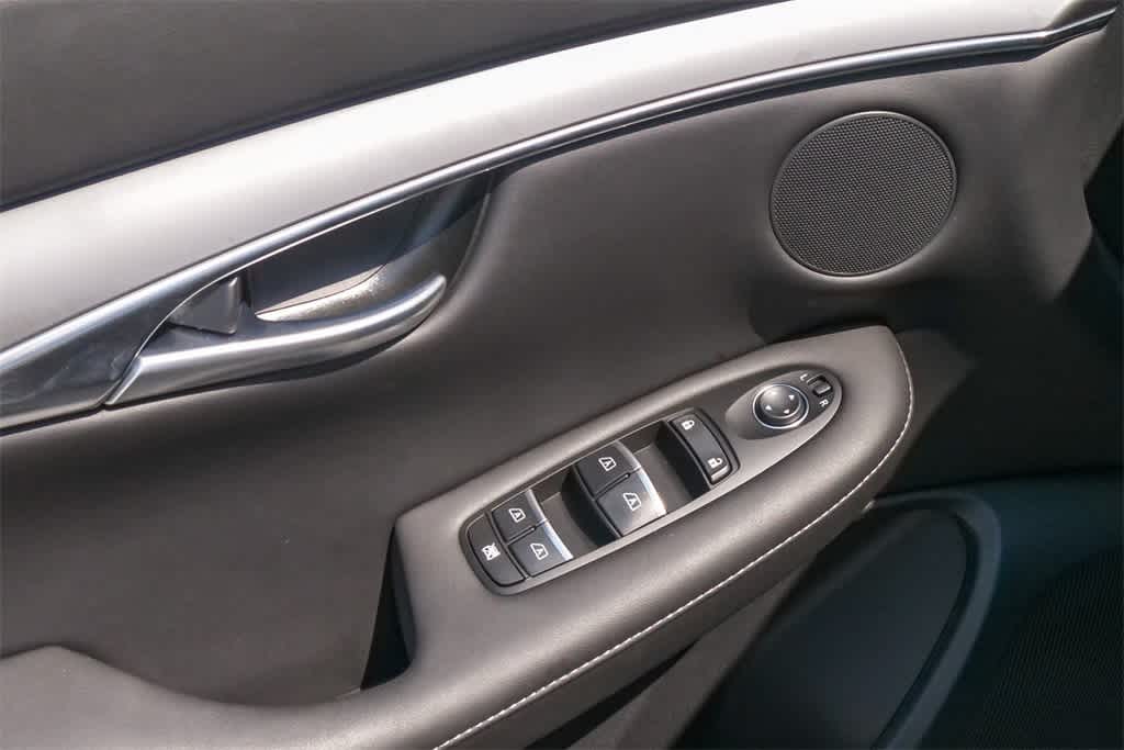 Thumbnail: 2025 INFINITI QX50 - 19