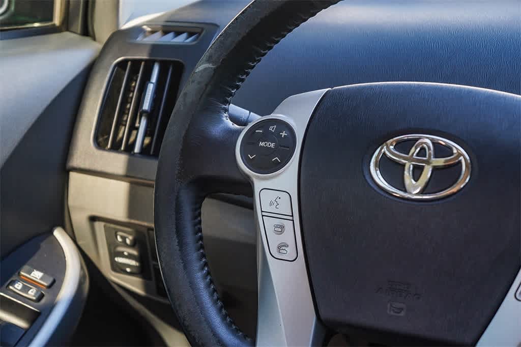 Thumbnail: 2010 Toyota Prius - 16