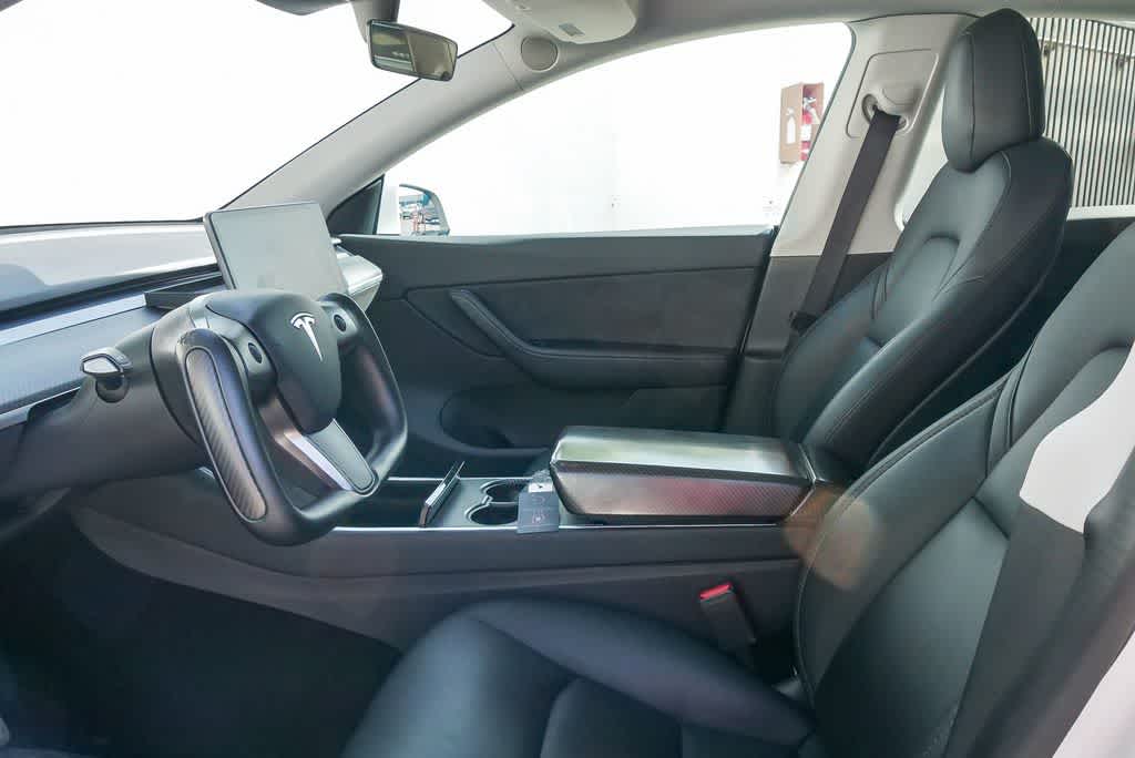 Thumbnail: 2020 Tesla Model Y - 16