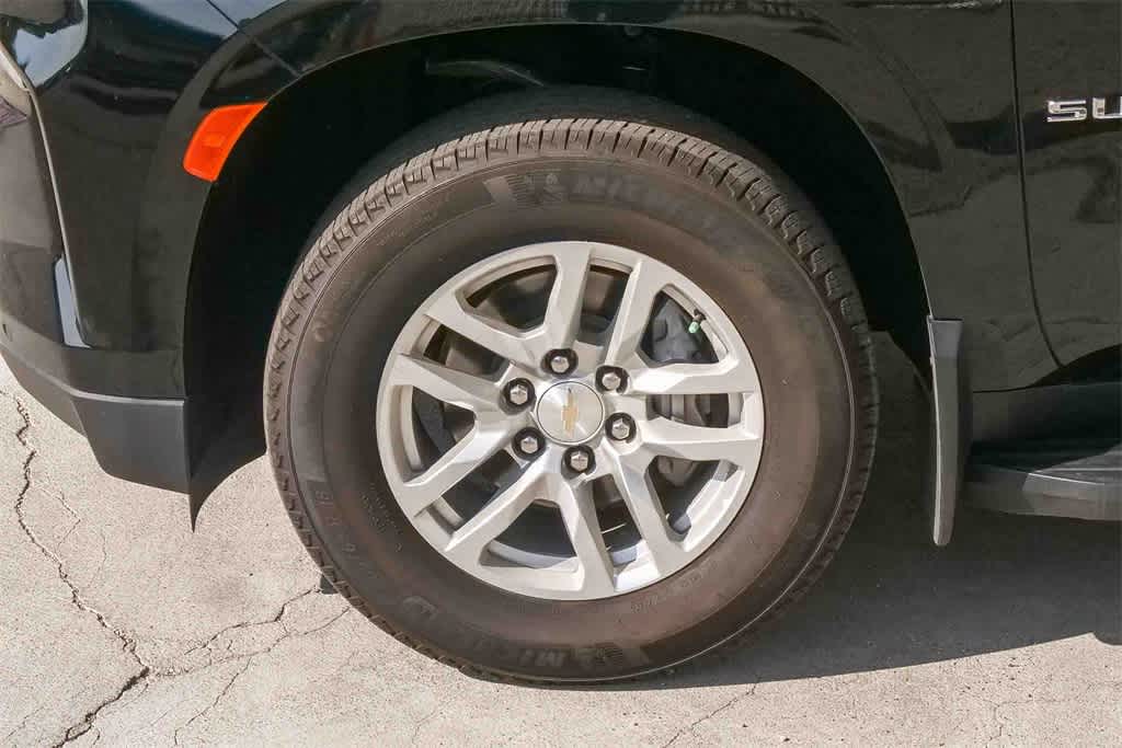 Thumbnail: 2024 Chevrolet Suburban - 5