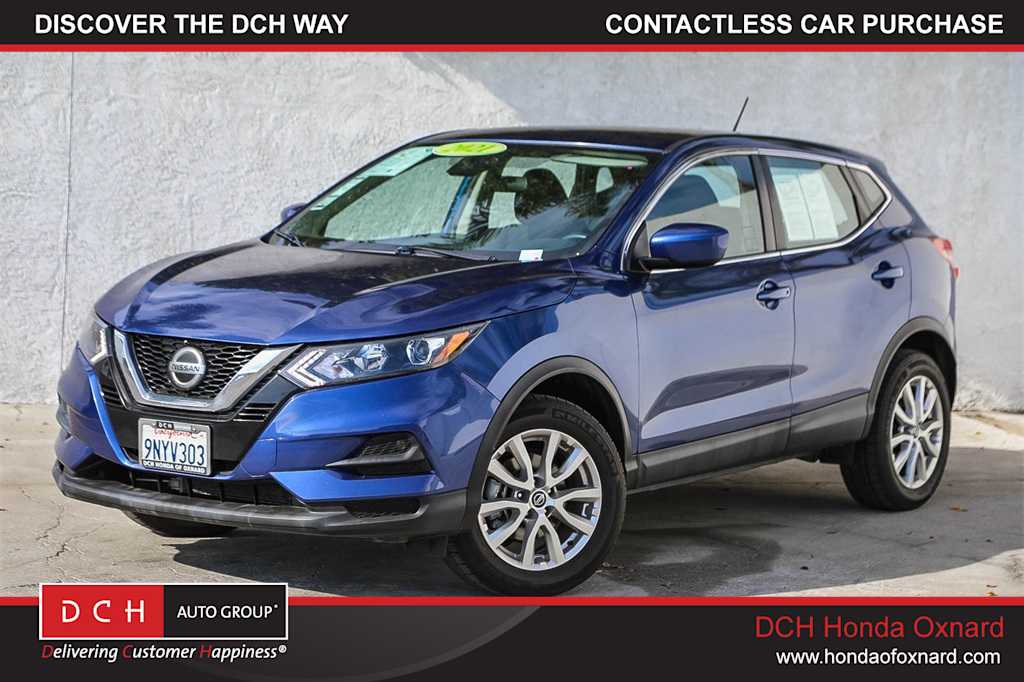 Thumbnail: 2021 Nissan Rogue Sport - 1