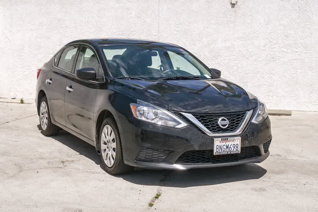 Thumbnail: 2016 Nissan Sentra - 3